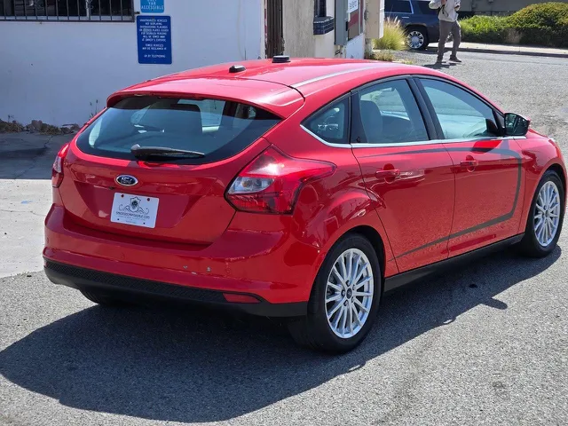 2014 Ford Focus Electric - Photo 16