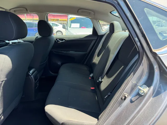 2019 Nissan Sentra S - Photo 11