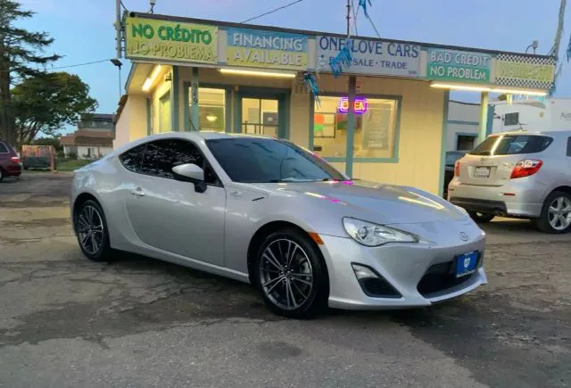 2014 Scion FR-S MT's photo