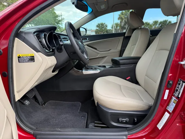 2012 Kia Optima EX - Photo 6