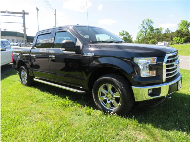 2015 Ford F-150 XLT 4x4 SuperCrew 145-in's photo