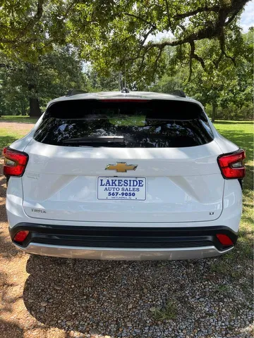 2025 Chevrolet Trax LT - Photo 7