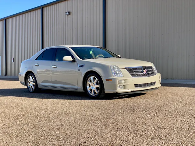 2011 Cadillac STS Luxury's photo