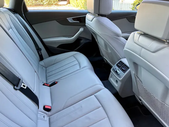 2022 Audi A4 Premium Plus - Photo 41