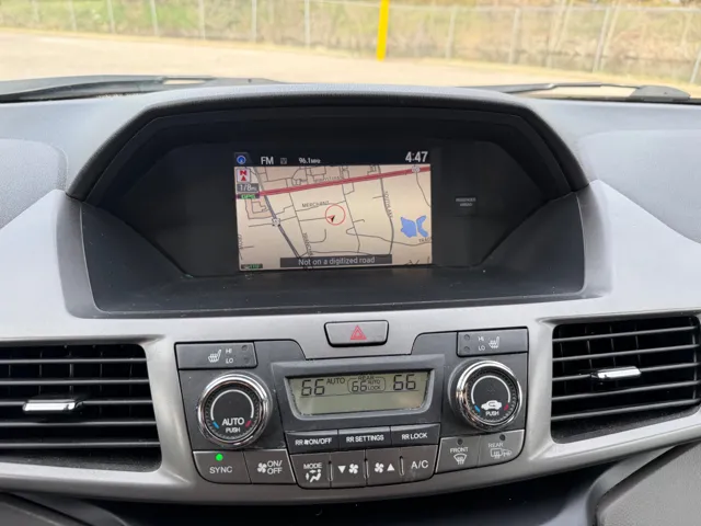 2017 Honda Odyssey EX-L - Photo 28