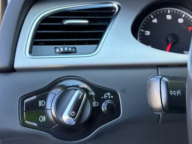 2010 Audi A4 Premium - Photo 15