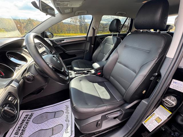 2015 Volkswagen Golf TDI S 6A