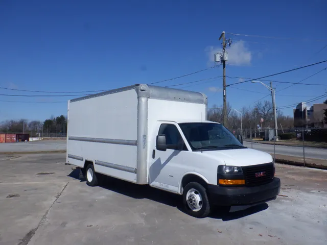 2020 GMC Savana Cutaway