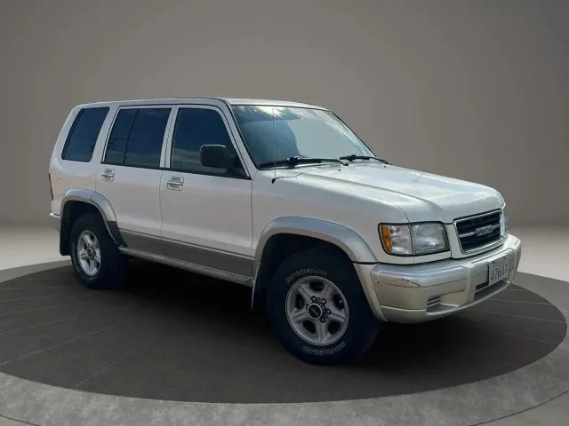 1999 Isuzu Trooper S