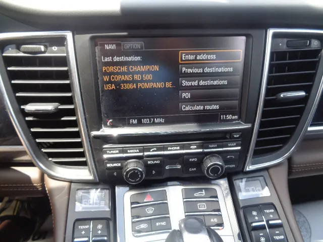 2015 Porsche Panamera S - Photo 99