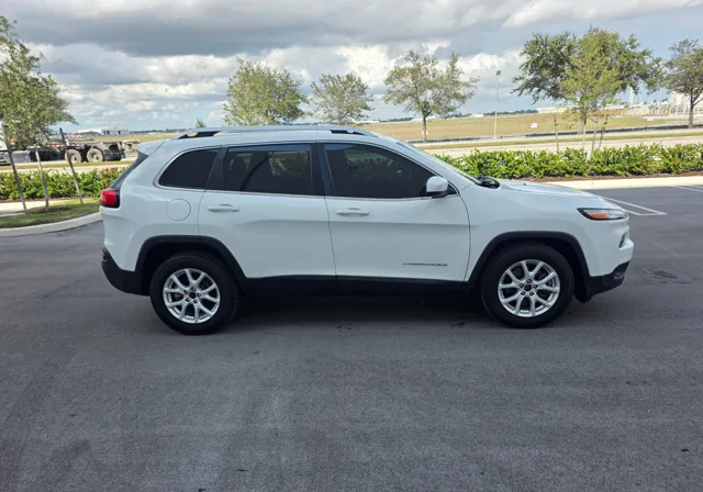 2017 Jeep Cherokee Latitude - Photo 7