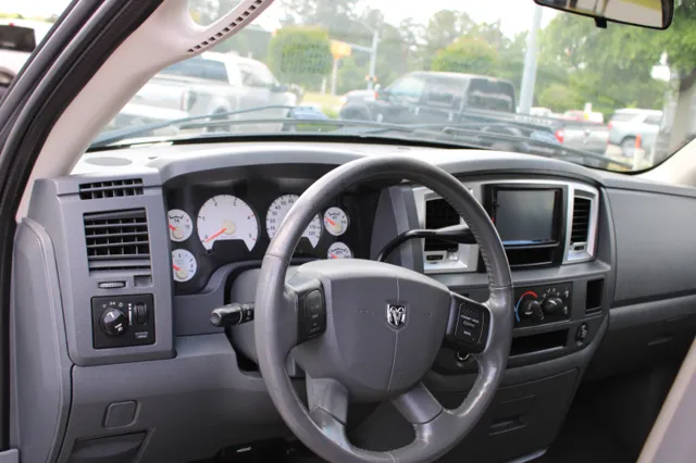 2007 Dodge Ram 2500 Pickup ST - Photo 17