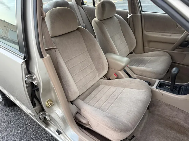 1995 Nissan Altima - Photo 29