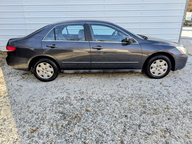 2004 Honda Accord LX photo 2