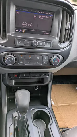 2022 Chevrolet Colorado Work Truck - Photo 21