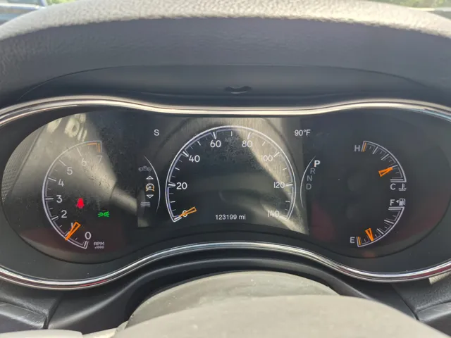 2018 Jeep Grand Cherokee Altitude - Photo 17