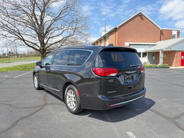 2019 Chrysler Pacifica Touring-L