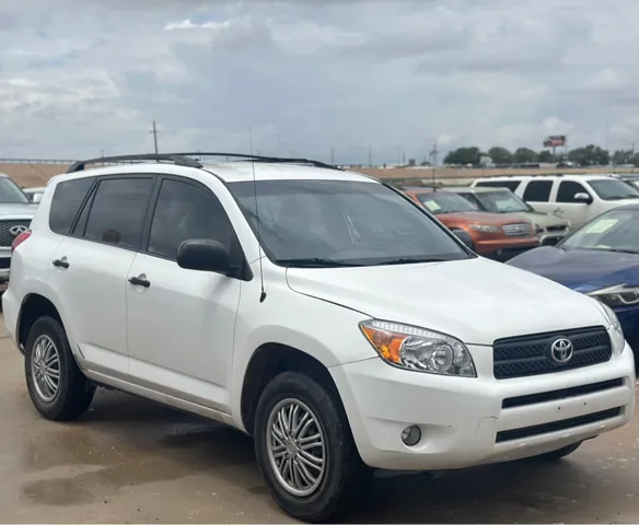 2007 Toyota RAV4 Base's photo