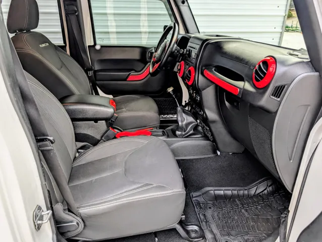 2018 Jeep Wrangler JK Unlimited Rubicon - Photo 18