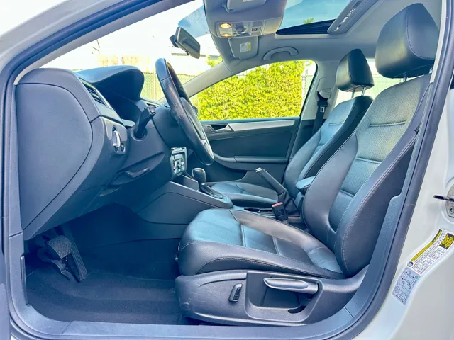 2014 Volkswagen Jetta SE - Photo 25