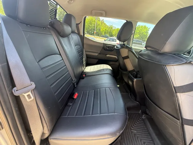 2016 Toyota Tacoma SR5 - Photo 10