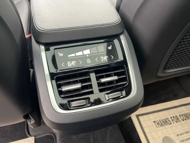 2023 Volvo XC90 Plus - Photo 18