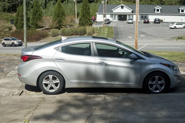2016 Hyundai Elantra Value Edition - Photo 7