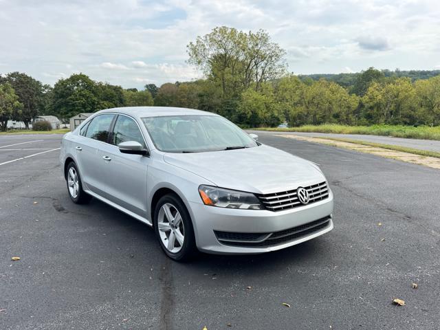2015 Volkswagen Passat TDI SE 6M w/ Sunroof