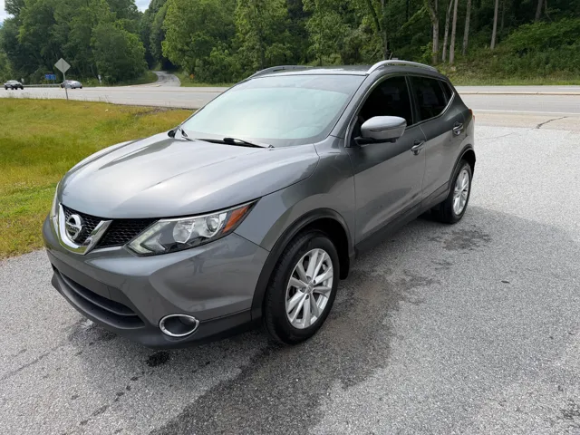 2017 Nissan Rogue Sport SV FWD's photo