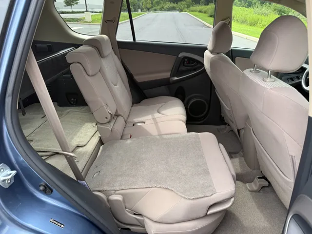 2006 Toyota RAV4 Base - Photo 19