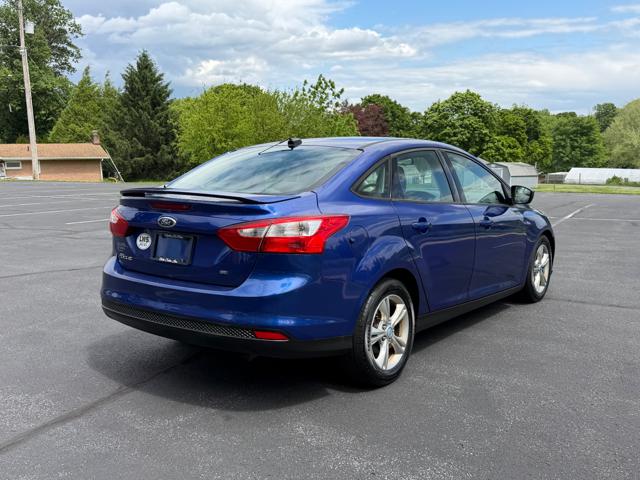 2012 Ford Focus SE Sedan