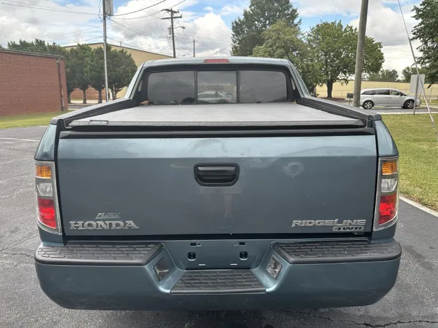 2006 Honda Ridgeline RT photo 3