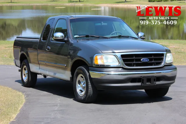 2002 Ford F-150's photo