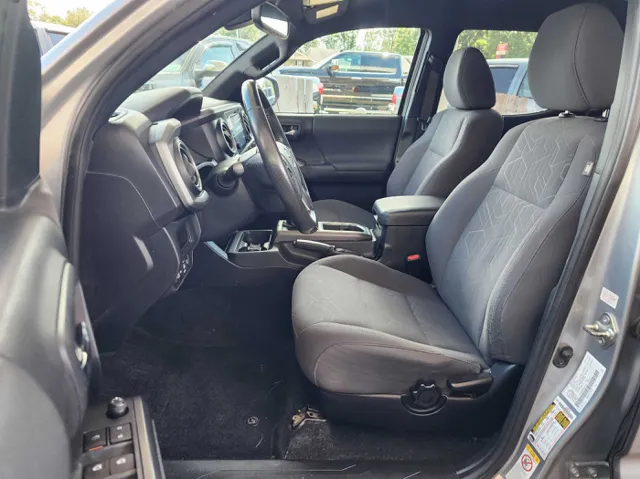 2019 Toyota Tacoma TRD Sport Double Cab Long Bed V6 4x4 photo 10