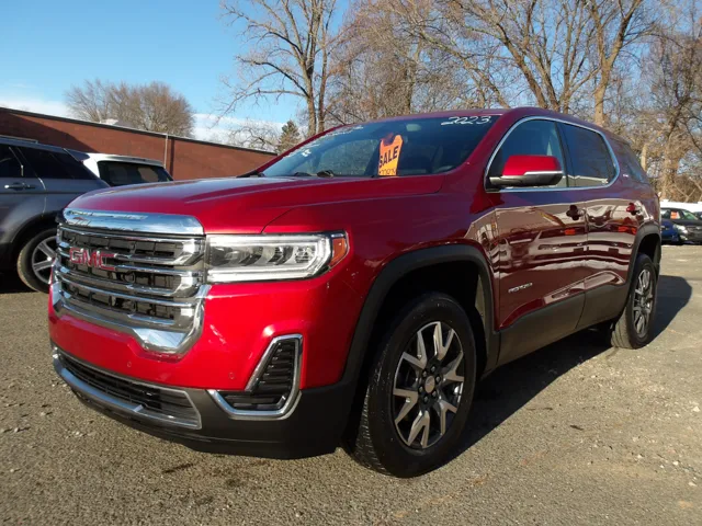 2023 GMC Acadia SLE's photo