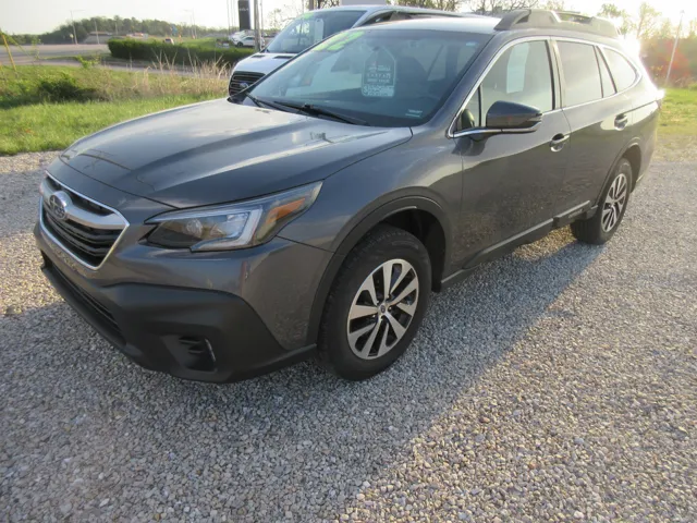 2022 Subaru Outback Premium's photo