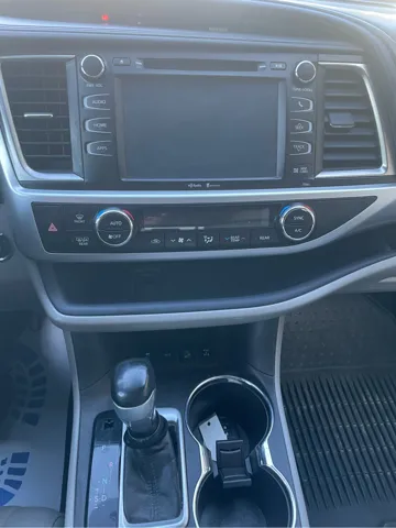 2015 Toyota Highlander XLE - Photo 27