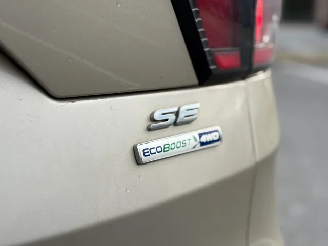 2017 Ford Escape SE - Photo 17