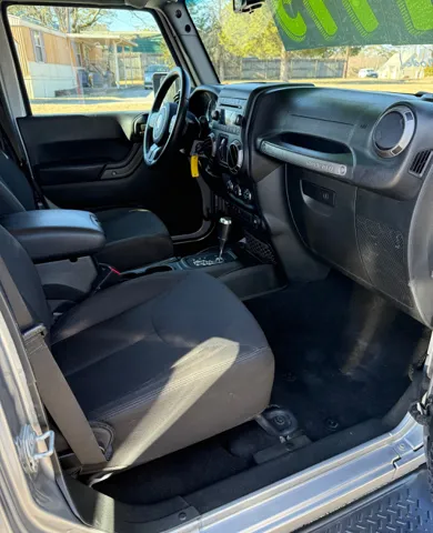 2018 Jeep Wrangler JK Unlimited Sport S - Photo 8