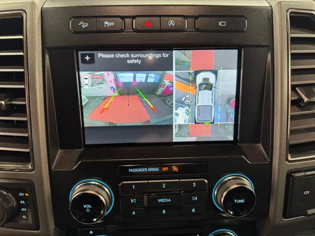 2017 Ford F-150 photo 14