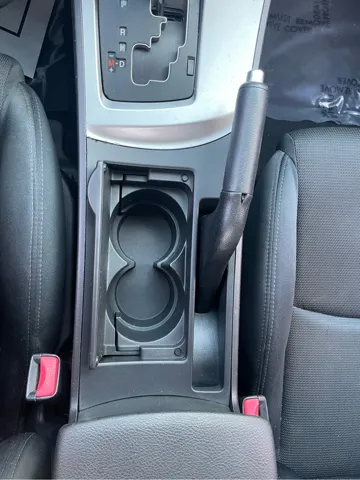 2010 Mazda MAZDA3 s Sport - Photo 24
