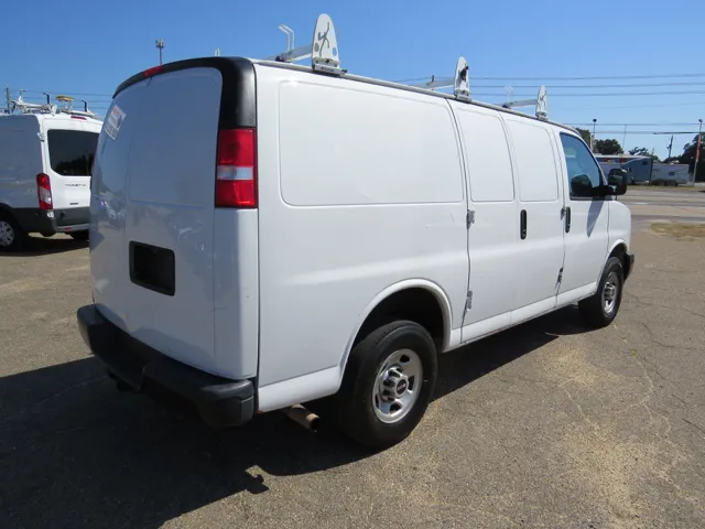 2020 Gmc Savana 2500 Cargo photo 2