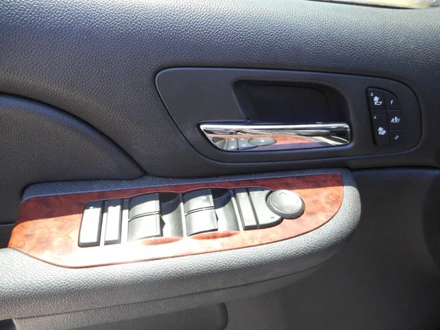 2007 Chevrolet Tahoe - Photo 12