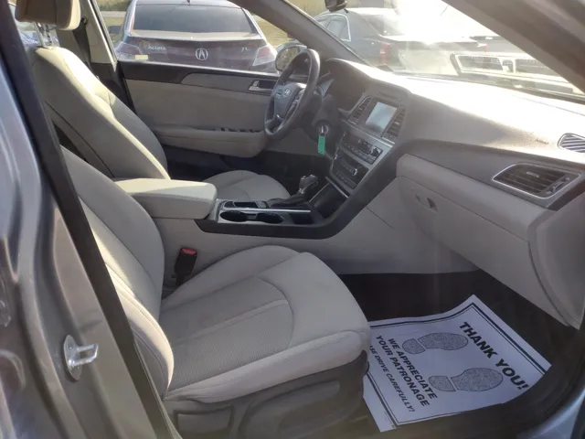 2016 Hyundai Sonata SE - Photo 18