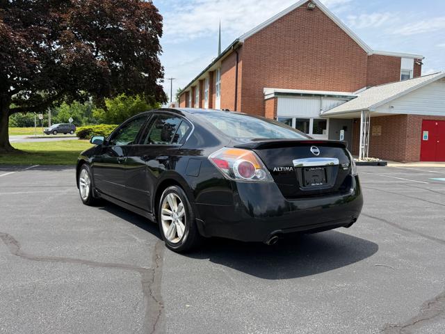 2010 Nissan Altima 3.5 SR