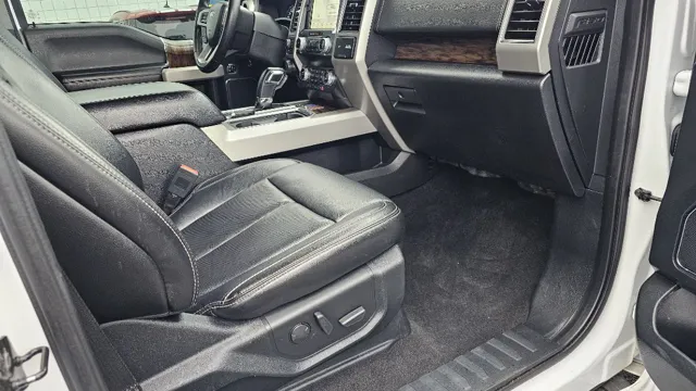 2019 Ford F-150 XLT - Photo 39