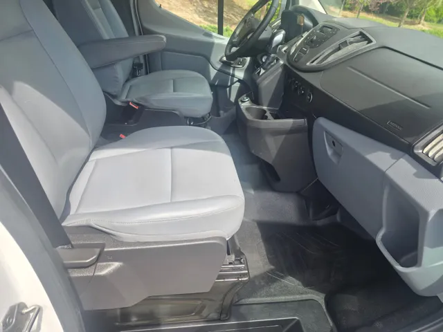 2018 Ford Transit Van Base - Photo 6