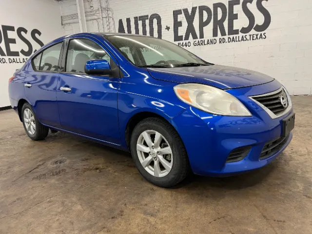 2014 Nissan Versa Sedan SV