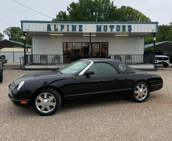 2002 Ford Thunderbird Deluxe's photo