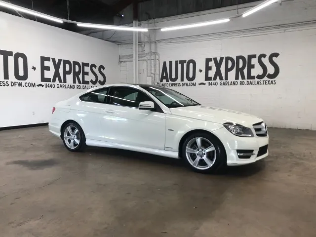 2012 Mercedes-Benz C-Class C250 Sport's photo